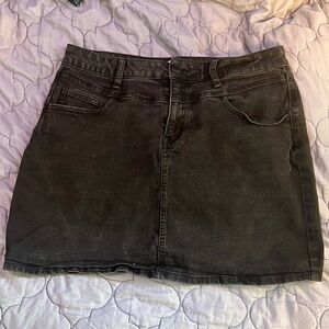 SO Black distressed Jean skirt Light wear Vintage